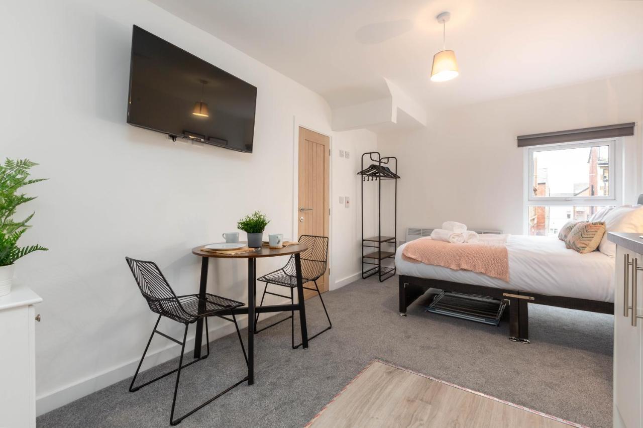 בלקפול Charles Alexander Short Stay - Charnley House Apartments מראה חיצוני תמונה